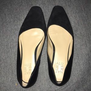 Women’s naturalizer black flats
